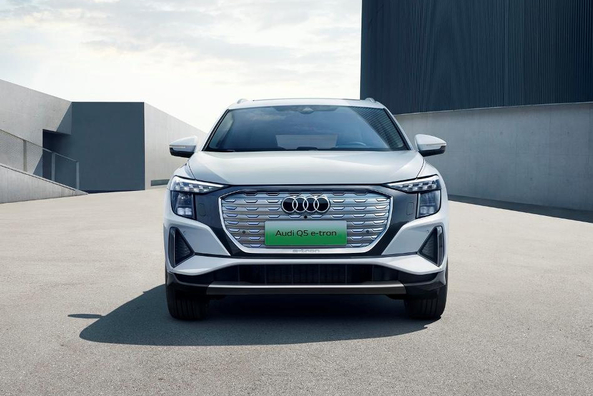 Audi Q5 e-tron: Обзор электрического кроссовера