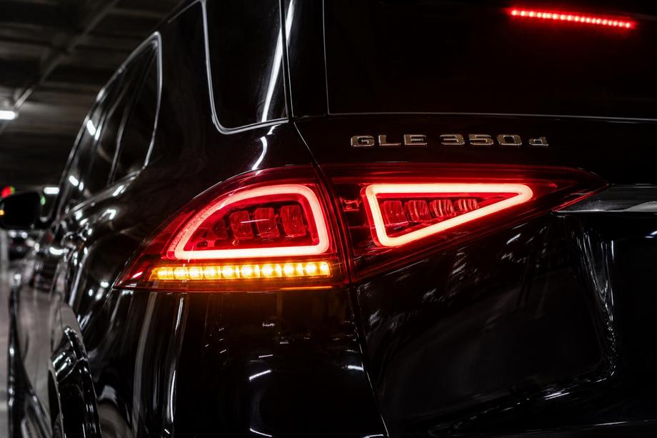 Mercedes GLE W167 2018- гг. Задние фонари 2018-2023 (Европа, 2 шт) Image