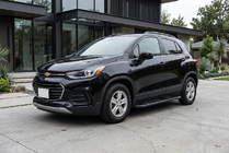 Chevrolet Trax 2012-2023 гг. Боковые пороги Bosphorus Black (2 шт., алюминий) фото 1