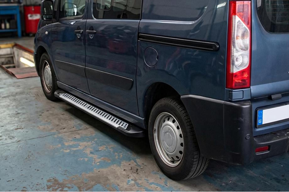 Citroen Jumpy 2007–2017 гг. Боковые Подножки Line (2 шт., Алюминий) Image