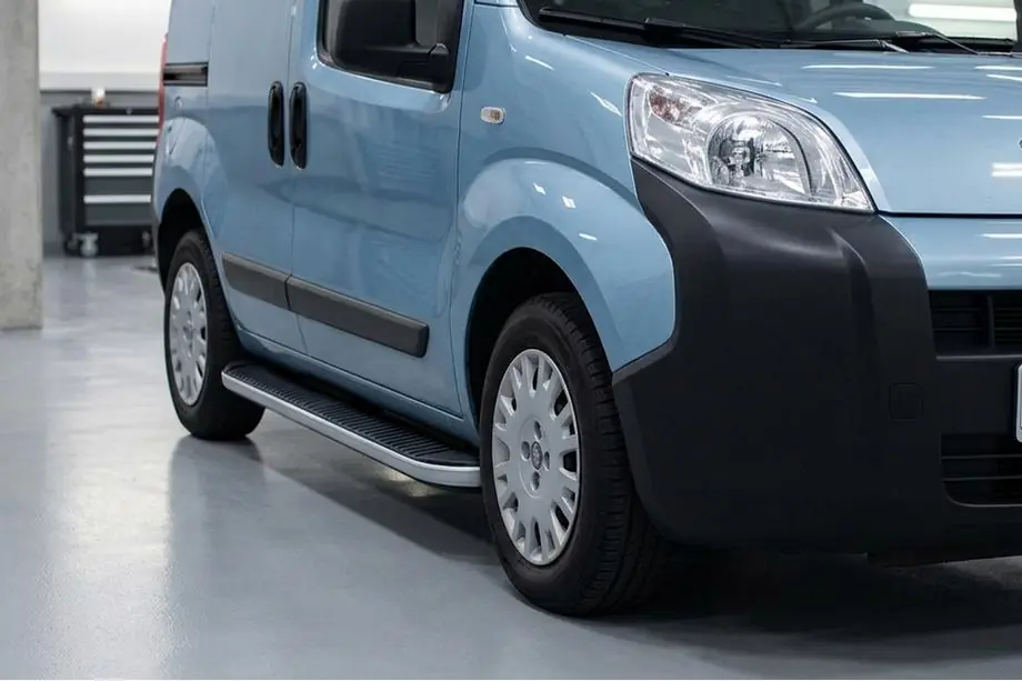Peugeot Bipper 2008-2017 гг. Боковые Подножки Tayga Grey (2 шт., Алюминий) Image
