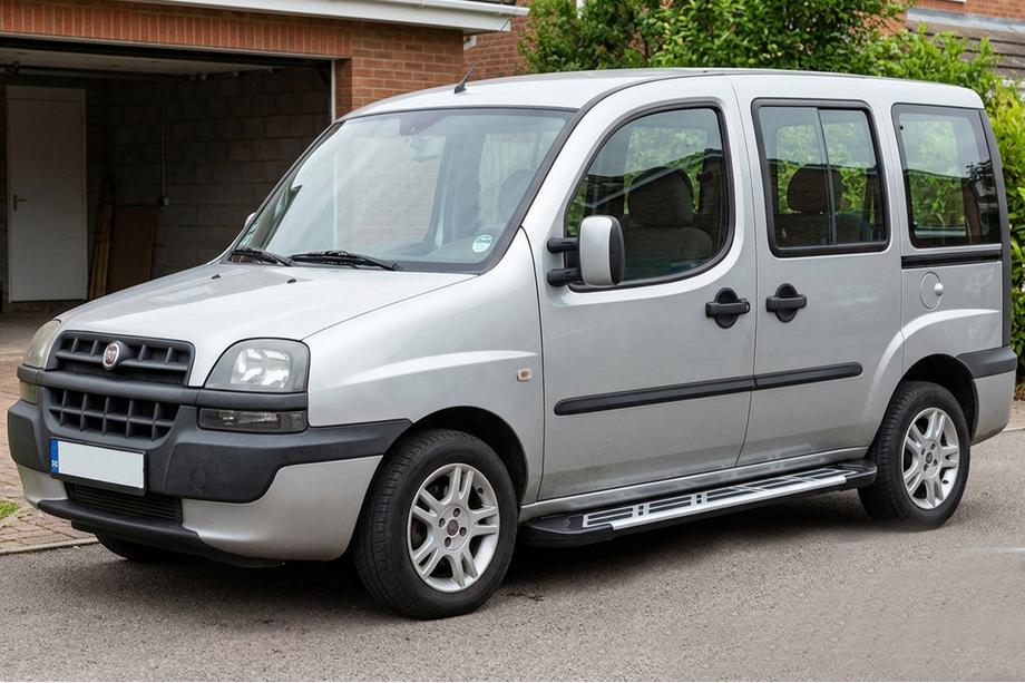 Fiat Doblo I 2001-2005 гг. Боковые Подножки Sunrise (2 шт., Алюминий) Image
