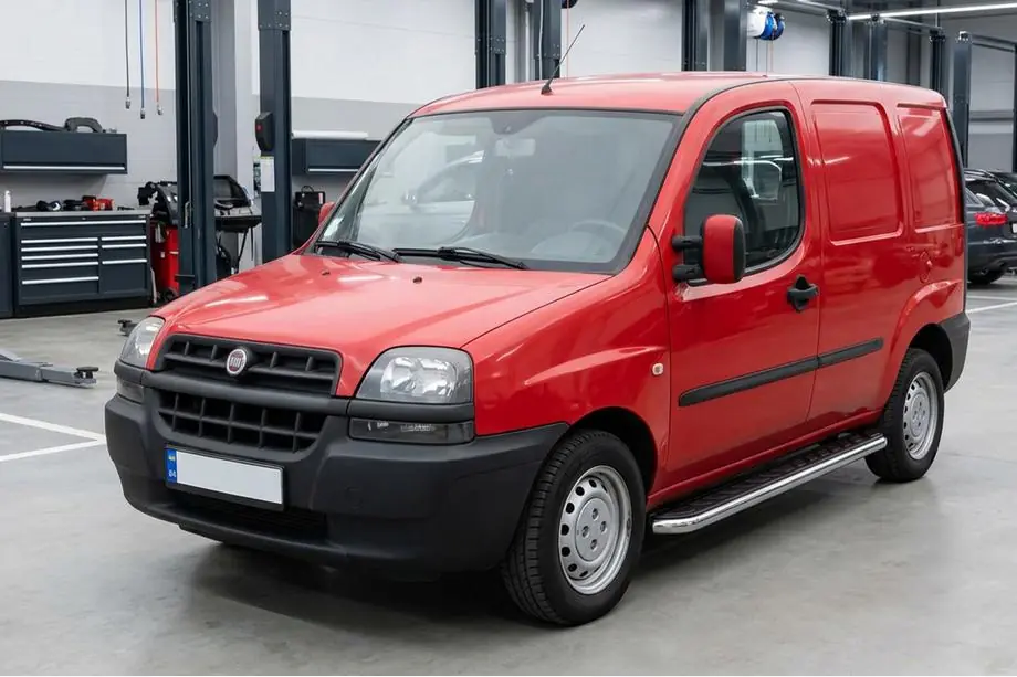Fiat Doblo I 2001-2005 гг. Боковые Подножки Maydos V1 (2 шт., Алюминий и Нержавейка) Image