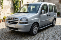Fiat Doblo I 2005-2010 гг. Боковые Подножки Tayga (2 шт., Алюминий) фото 1