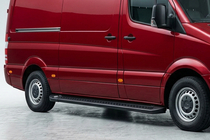 Volkswagen Crafter 2006-2016 гг. Боковые Подножки Allmond Black (2 шт., Алюминий) фото 1
