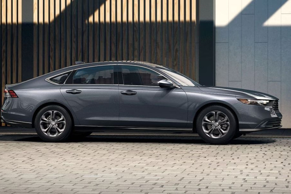 Honda Accord XI поколение: Обзор элегантного седана фото 4