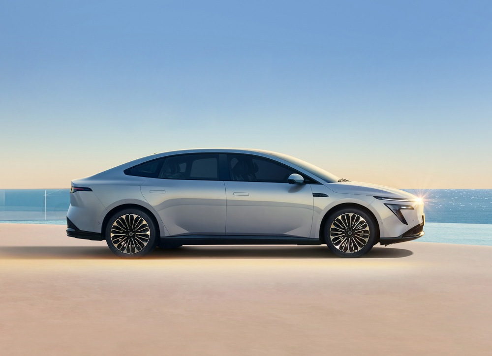 Обзор Nissan N7: Новый электрический седан-фастбек