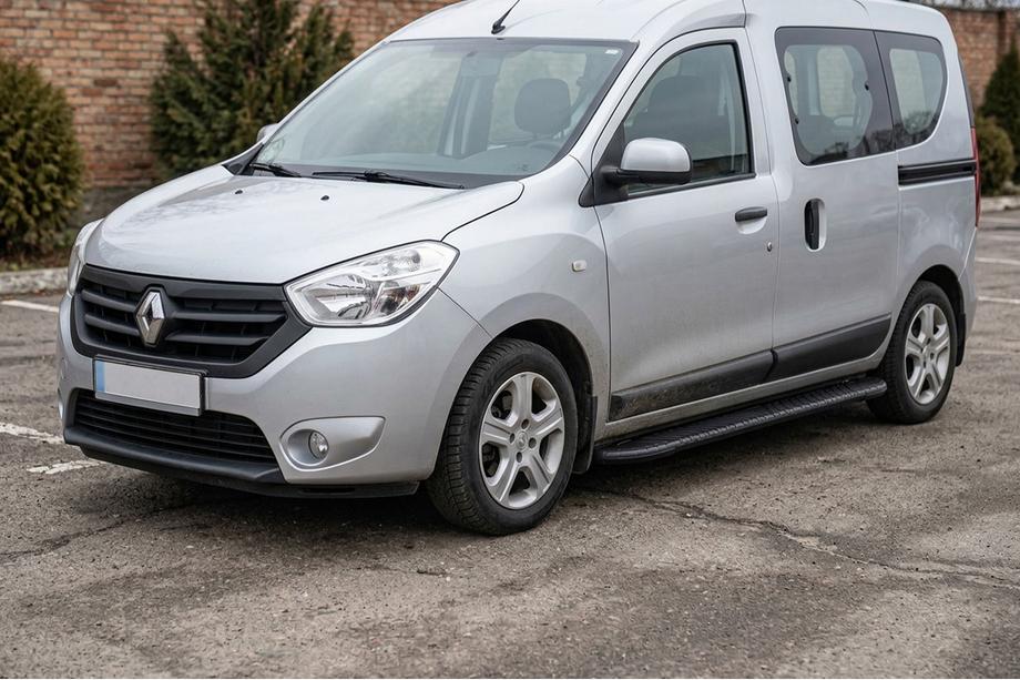Renault Dokker 2013-2022 гг. Боковые пороги Bosphorus Black (2 шт., алюминий) Image