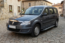 Renault Logan MCV 2005-2013 гг. Боковые Подножки Sunrise (2 шт., Алюминий) фото 1