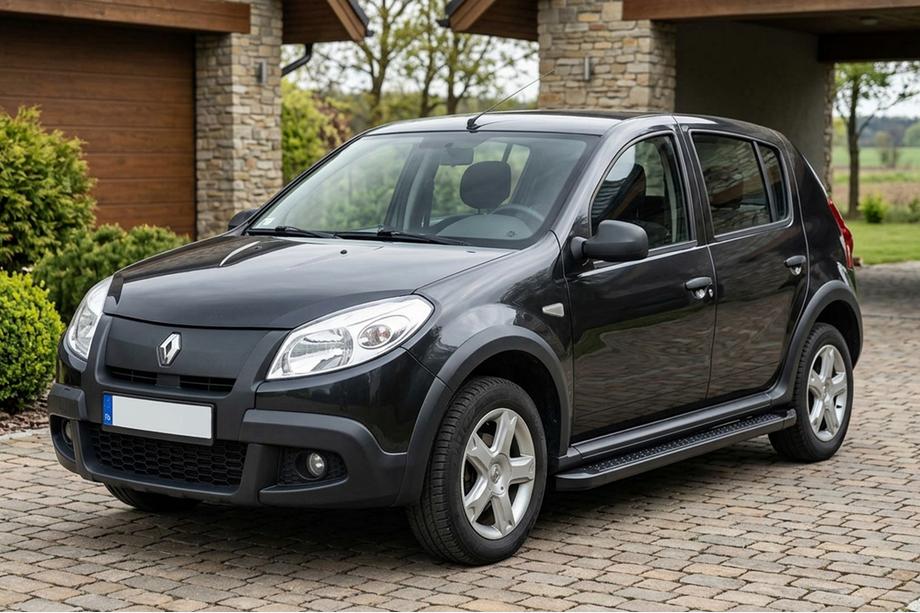 Dacia Sandero 2007-2013 гг. Боковые Подножки Allmond Black (2 шт., Алюминий) Image