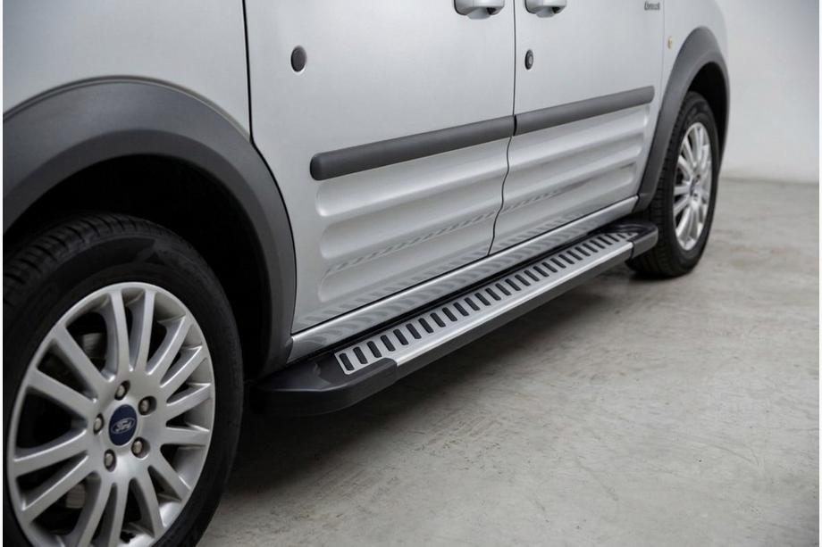 Ford Connect 2010-2013 гг. Боковые Подножки Line (2 шт., Алюминий) Image