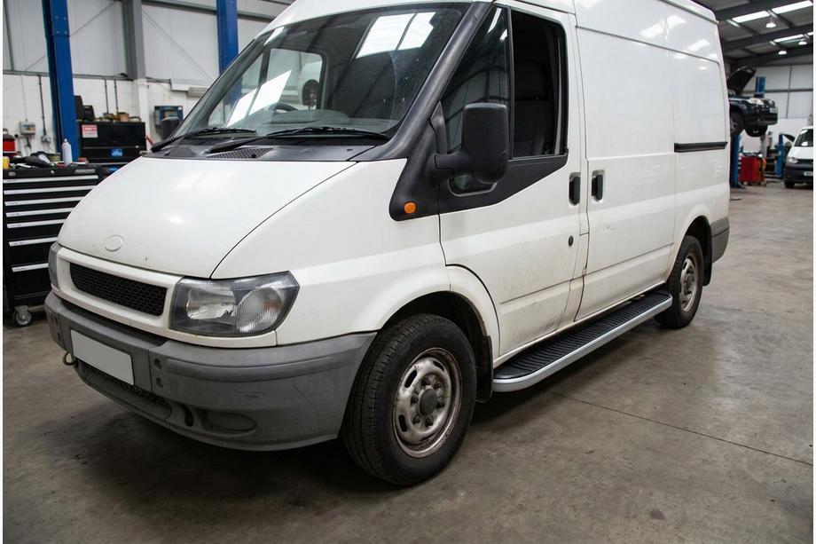 Ford Transit 2000–2014 гг. Боковые Подножки Tayga Grey (2 шт., Алюминий) Image