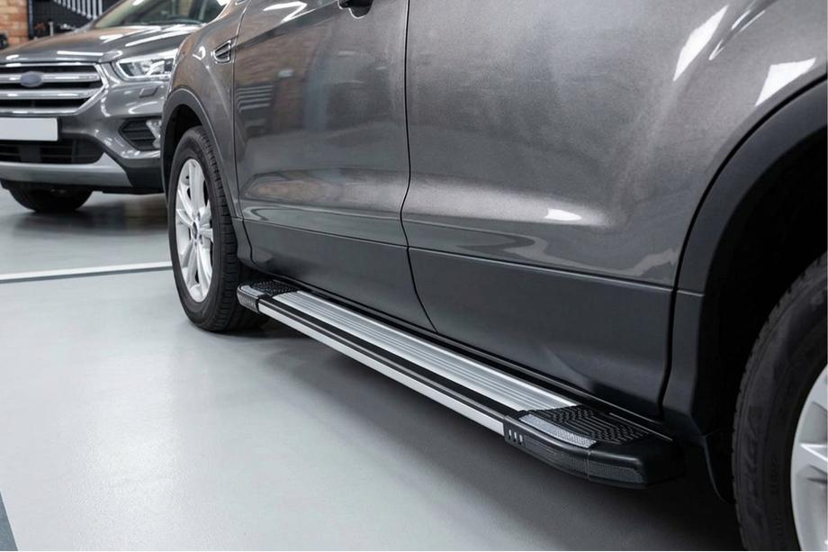 Ford Kuga/Escape 2013-2019 гг. Боковые Подножки Rainbow (2 шт., Алюминий) Image