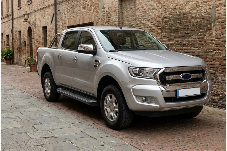 Ford Ranger 2011–2022 гг. Боковые Подножки Allmond Black (2 шт., Алюминий) Image