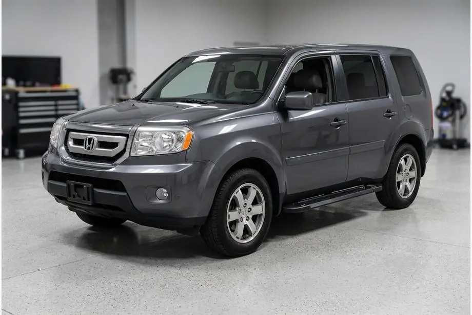 Honda Pilot 2008-2015 гг. Боковые Подножки RedLine Black (2 шт., Алюминий) Image