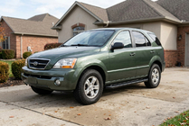 Kia Sorento I BL 2002-2009 гг. Боковые Подножки Allmond Black (2 шт., Алюминий) фото 1
