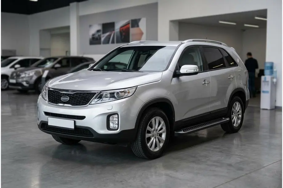 Kia Sorento II XM 2009-2014 гг. Боковые Подножки Allmond Black (2 шт., Алюминий) Image