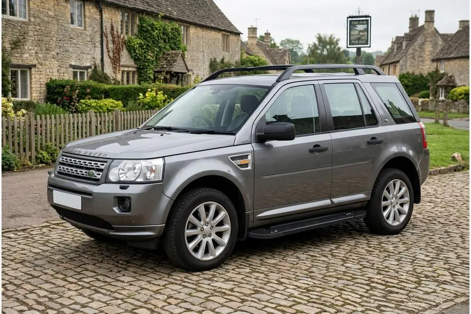 Land Rover Freelander II 2006–2014 гг. Боковые Подножки RedLine Black (2 шт., Алюминий) Image