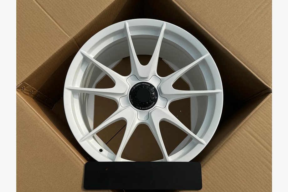 Porsche 911 (997) 2004–2012 гг. Кованые диски OEM R19 V2 (комплект 4 шт) Image