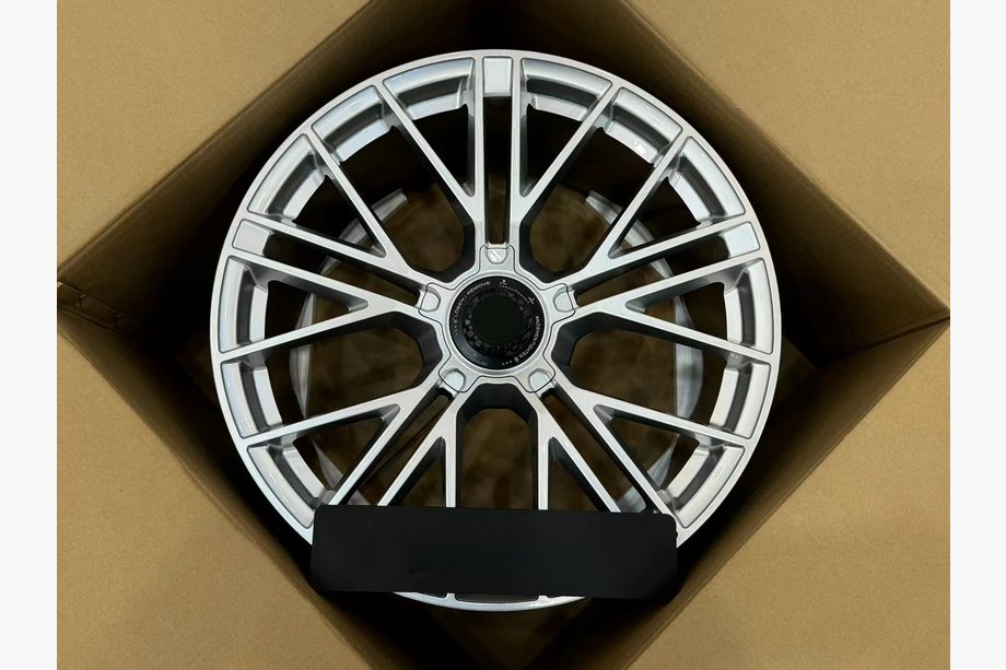 Porsche Panamera 2023– гг. Кованые диски OEM R21 V8 (комплект 4 шт) Image