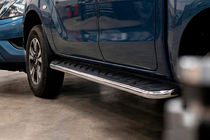 Mazda BT-50 2012- гг. Боковые Подножки Maydos V1 (2 шт., нержавейка) фото 1