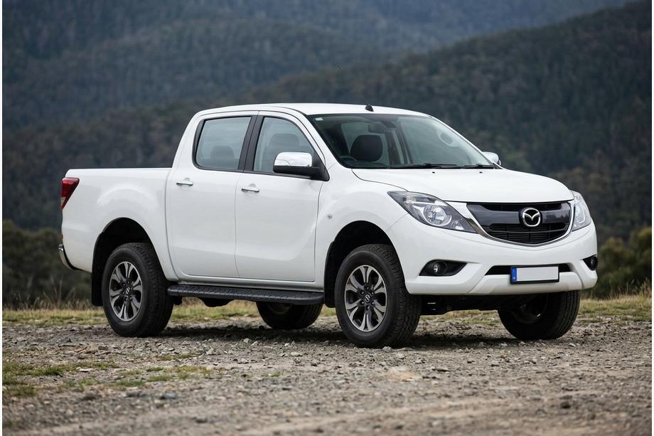 Mazda BT-50 2012- гг. Боковые пороги Bosphorus Black (2 шт., алюминий) Image