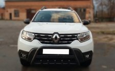 Renault Duster 2018-2024 гг. Кенгурятник с надписью WT004 Черный (нержавейка) фото 3