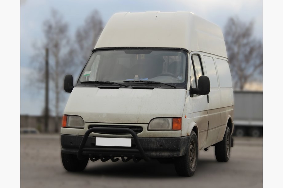 Ford Transit 1991-2000 гг. Кенгурятник WT003 Черный Нержавейка Image