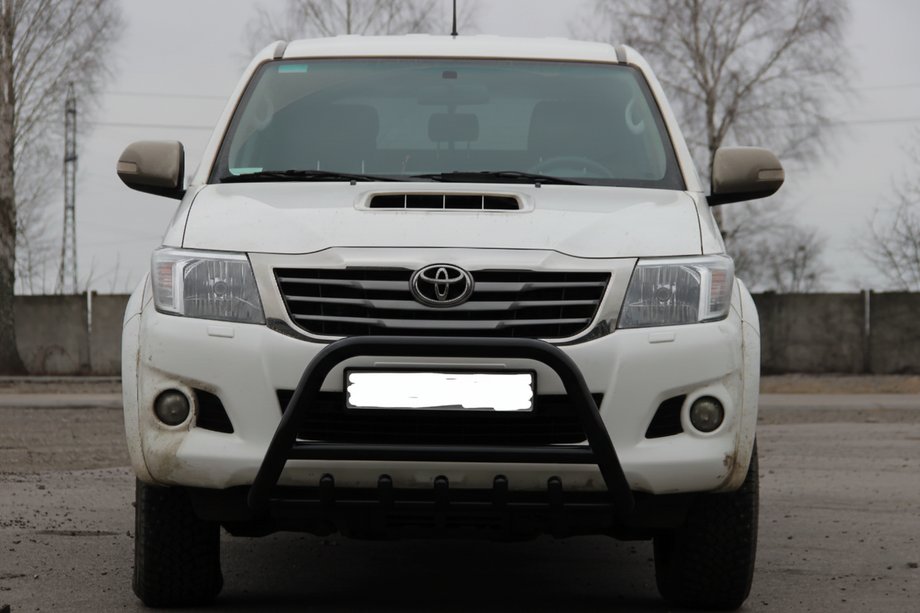 Toyota Hilux 2006-2015 гг. Кенгурятник WT003 Черный Нержавейка Фото 1