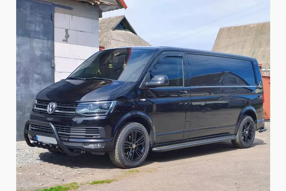 Volkswagen T6 2015-2024 гг. Кенгурятник WT003 Черный (Нержавеющая сталь) Image