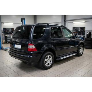 Боковые Подножки Line (2 шт., Алюминий) Mercedes ML W163 1997-2005 гг. фото 1