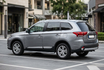 Mitsubishi Outlander 2012-2021 гг. Боковые Подножки Tayga Grey (2 шт., Алюминий) фото 1