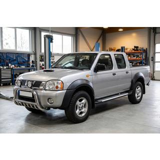 Боковые Подножки Line (2 шт., Алюминий) Nissan NP300 1999-2015 гг. фото 1