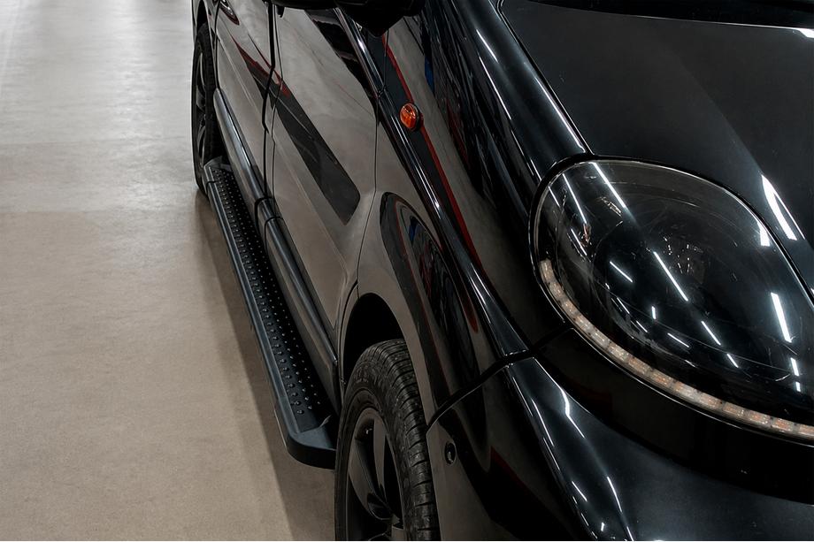 Opel Vivaro 2001–2015 гг. Боковые Подножки Allmond Black (2 шт., Алюминий) Длинная База Фото 2