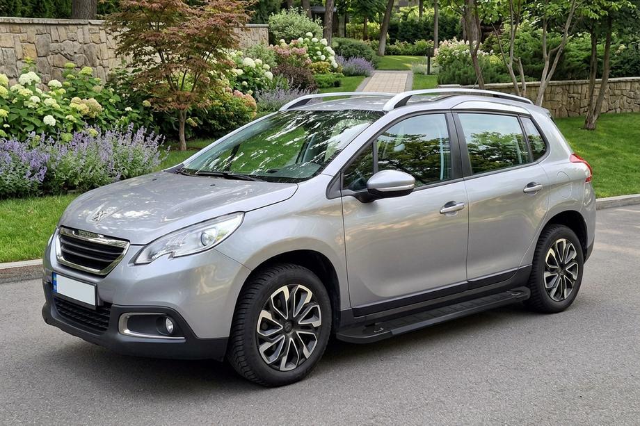 Peugeot 2008 2013-2019 гг. Боковые Подножки RedLine Black (2 шт., Алюминий) Image