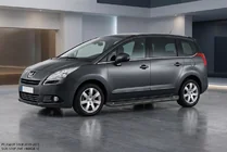Peugeot 5008 2009-2016 гг. Боковые Подножки Allmond Black (2 шт., Алюминий) фото 1