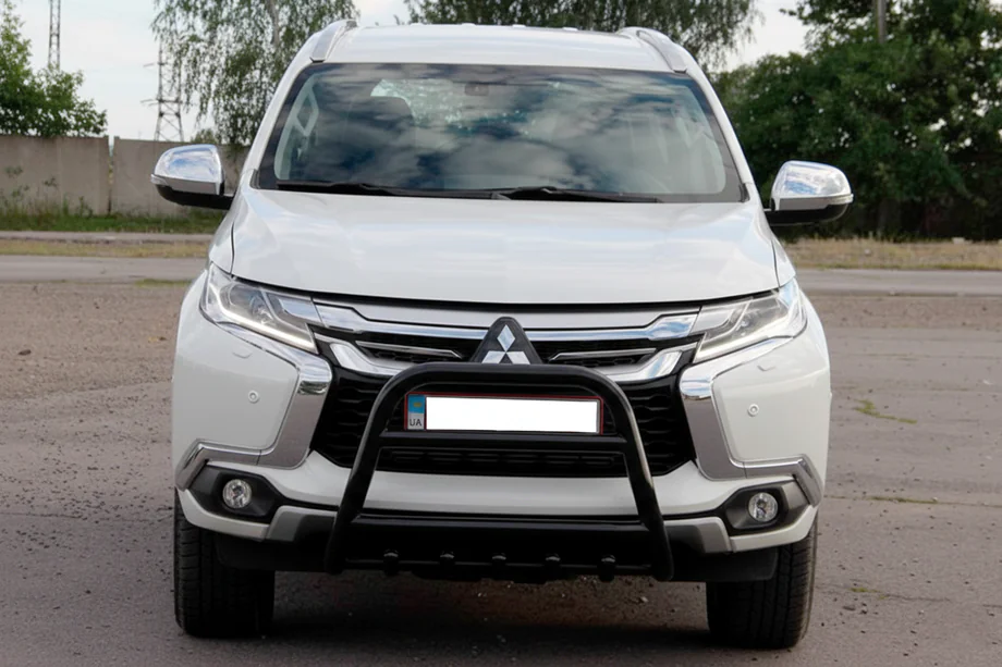 Mitsubishi Pajero Sport 2015- гг. Кенгурятник WT008 Black (нерж) Image