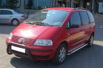 Volkswagen Sharan 1995-2010 гг. Кенгурятник WT005 Black (нерж) фото 2