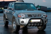 Nissan NP300 1999-2015 гг. Кенгурятник WT002 Black (нерж) фото 3