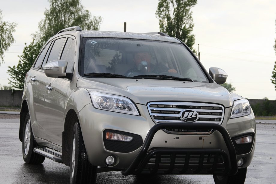 Lifan X60 2011- гг. Кенгурятник WT002 Black (нерж) Image