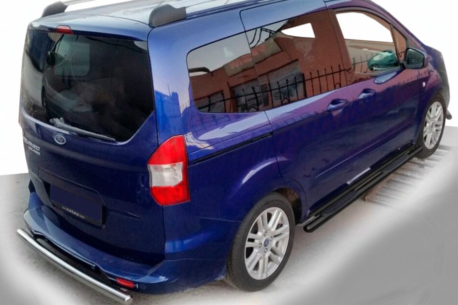 Ford Courier 2014-2023 гг. Боковые трубы Black (2 шт., нержавейка) Image
