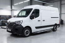 Renault Master 2011-2023 гг. Боковые Подножки Sunrise (2 шт., Алюминий) фото 1