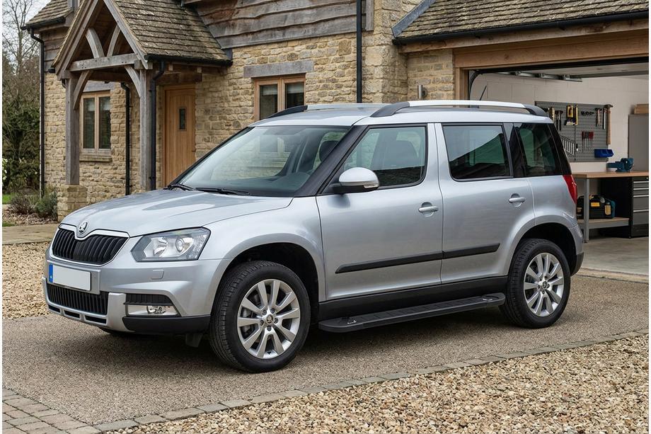 Skoda Yeti 2009-2017 гг. Боковые Подножки RedLine Black (2 шт., Алюминий) Image