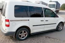 Volkswagen Caddy 2004-2010 гг. Боковые Трубы BB001 Черные (2 шт., Нержавейка) фото 2