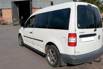 Volkswagen Caddy 2004-2010 гг. Боковые Трубы BB001 Черные (2 шт., Нержавейка) фото 4