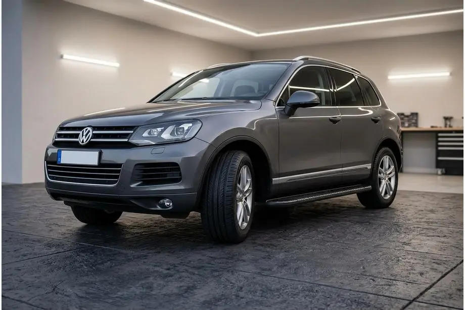 Volkswagen Touareg 2010-2018 гг. Боковые пороги Bosphorus Black (2 шт., алюминий) Фото 1