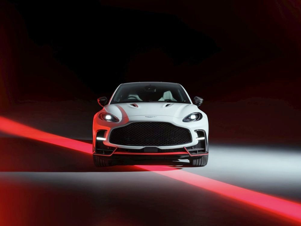Обзор Aston Martin DBX S: сверхмощный роскошный SUV