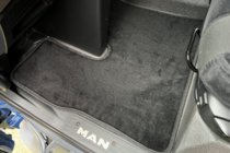MAN TGX 2020- гг. Текстильные коврики Classic (Черный) фото 1