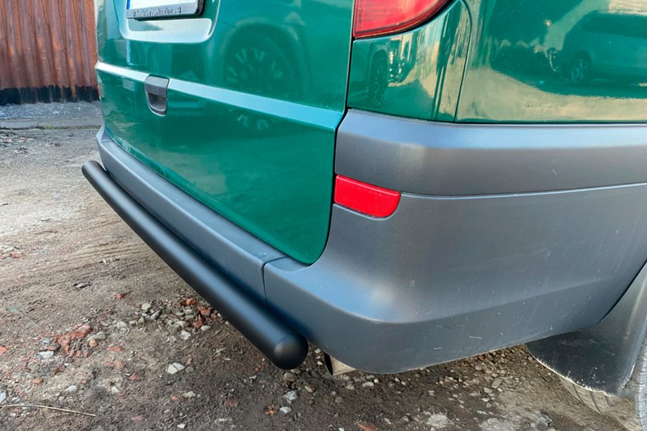 Mercedes Viano 2004-2014 гг. Задняя дуга AK002 Черная (нерж.) Фото 1