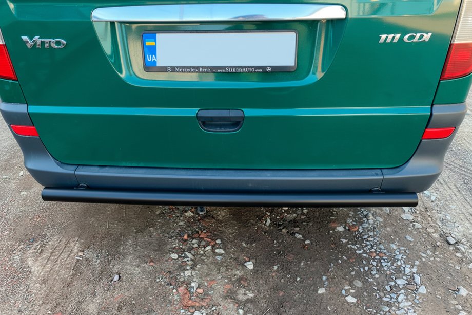 Mercedes Viano 2004-2014 гг. Задняя дуга AK002 Черная (нерж.) Фото 2